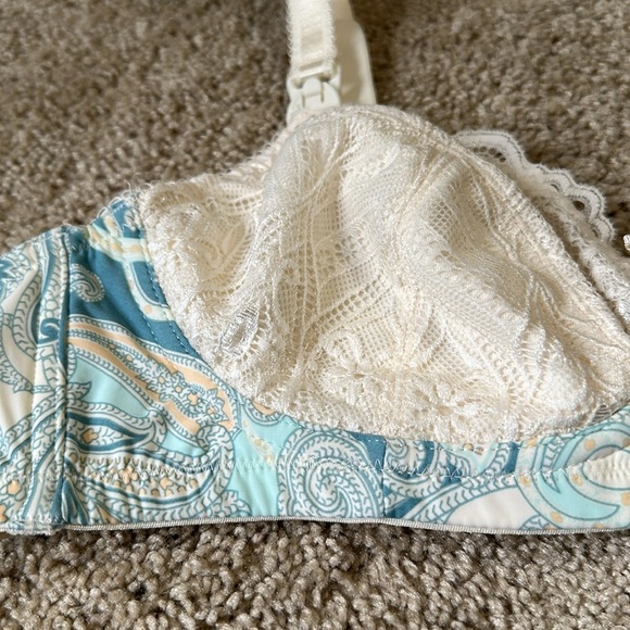 Cake Lingerie Nursing Bra 36B NWT crème brûlée
Paisley - Picture 2 of 7
